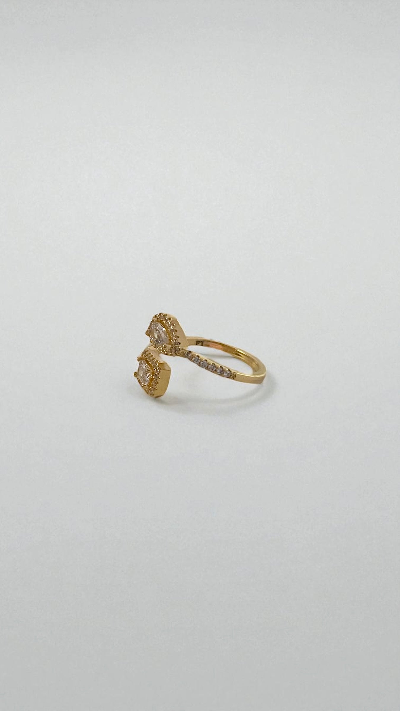 ANILLO EXCLUSIVO GOTA CUADRADO