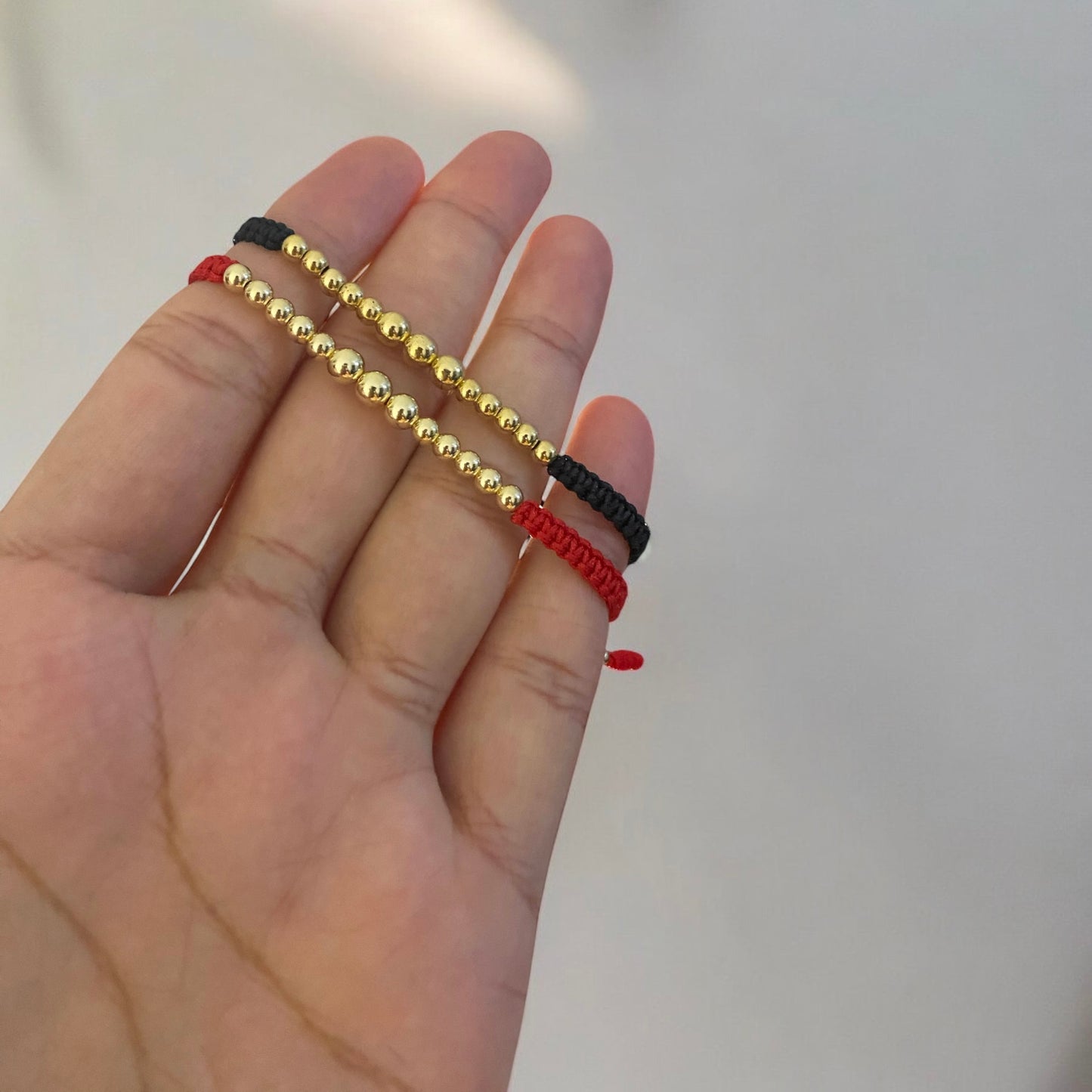 PAR DE MANILLAS CASUALES.